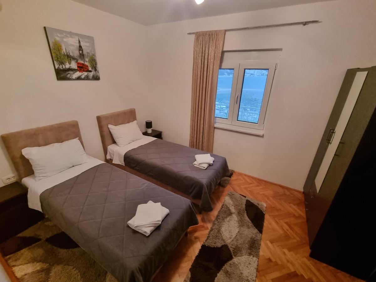 Apartments Obala - Katic แฮร์เซ็ก-โนวี ภายนอก รูปภาพ